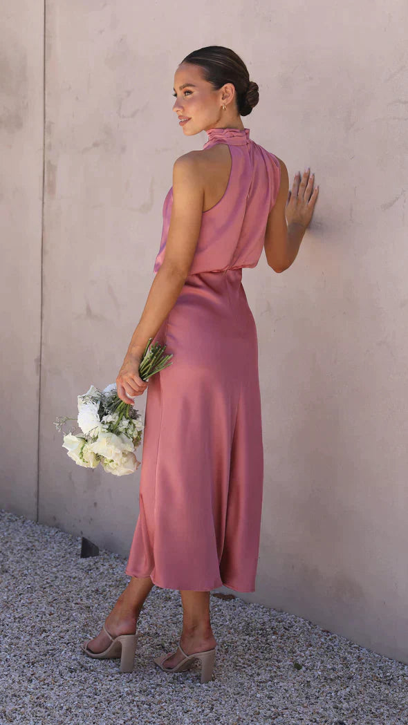 Stilvolles Satinkleid Irina