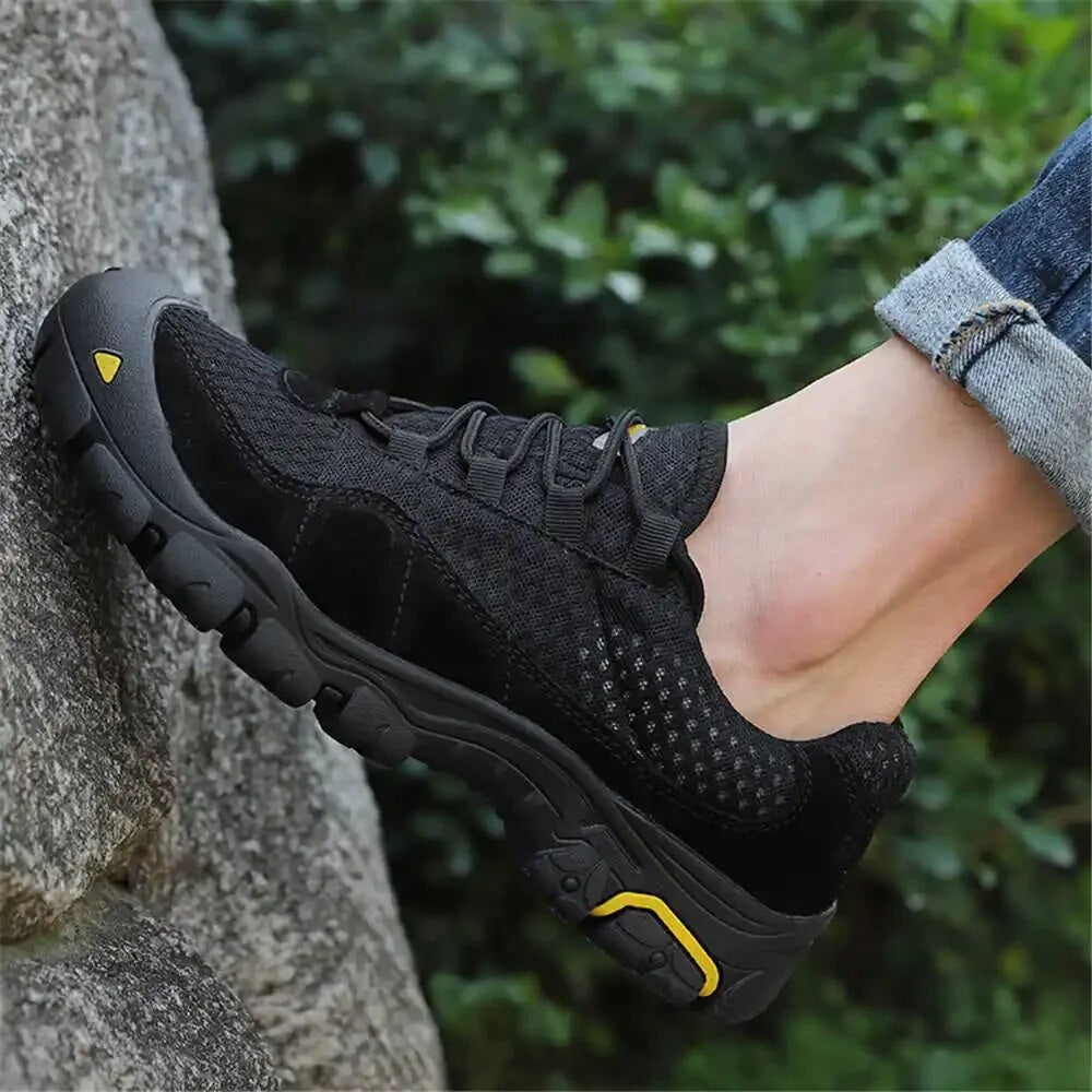 James - Strapazierfähige und Atmungsaktive Schuhe