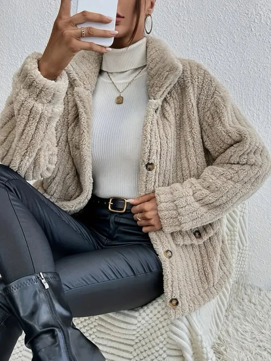 Elsa® | Strickjacke mit doppelseitigen Samtknöpfen