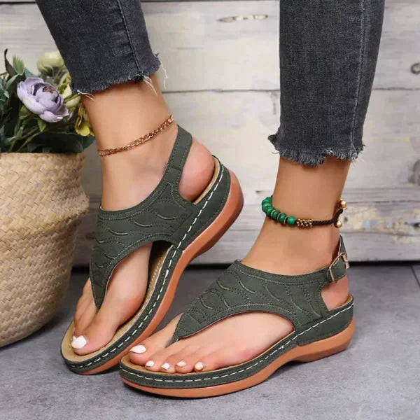 Karlin - Modischen Ledersandalen für den Sommer