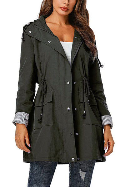 Sofia® | Wasserabweisende, gestreifte Windjacke mit Kapuze und Regenjacke