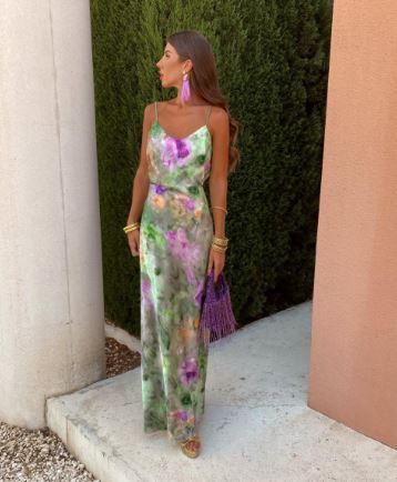 Anisten - Stilvolles Maxi-Kleid mit Halo-Dye-Print und abnehmbarem Schal