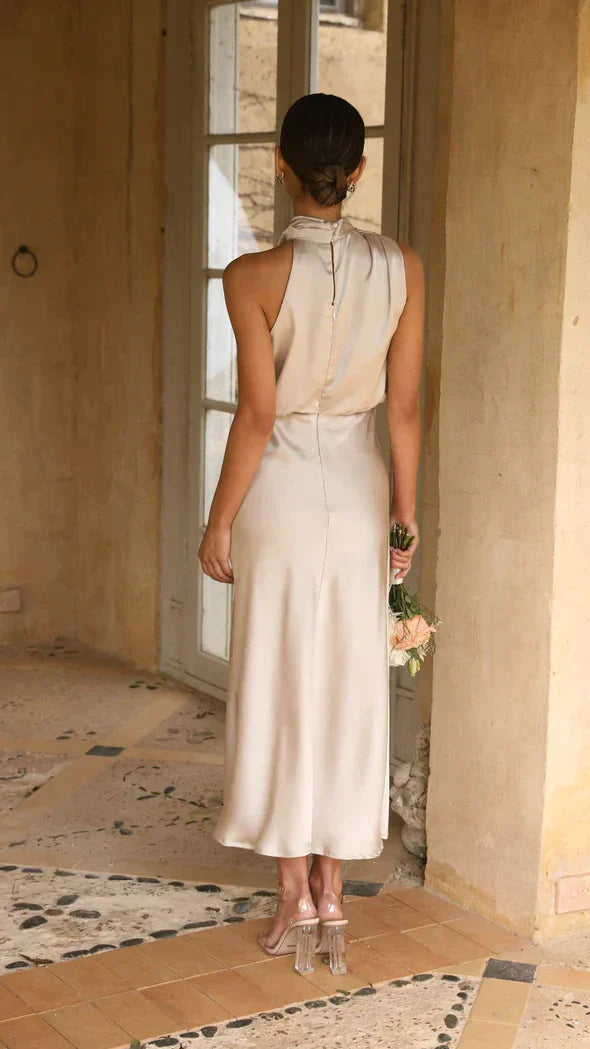 Stilvolles Satinkleid Irina
