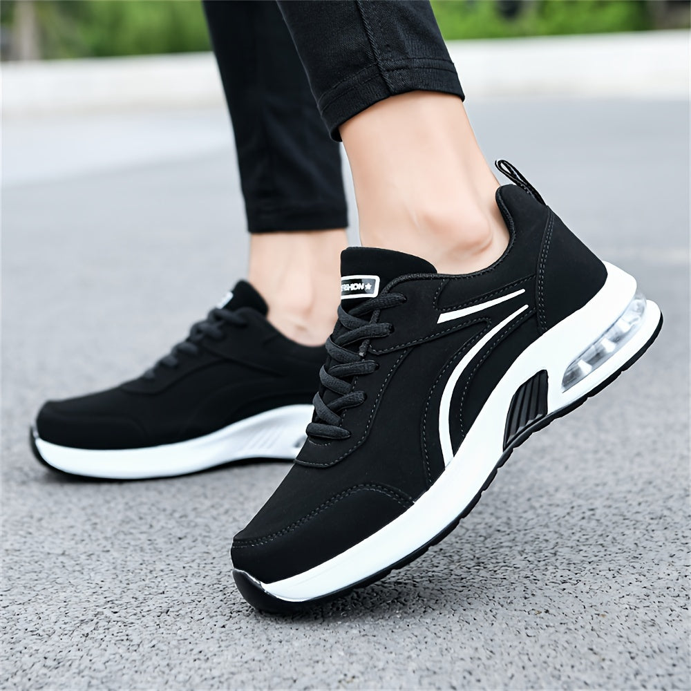 Lässige Turnschuhe für Damen