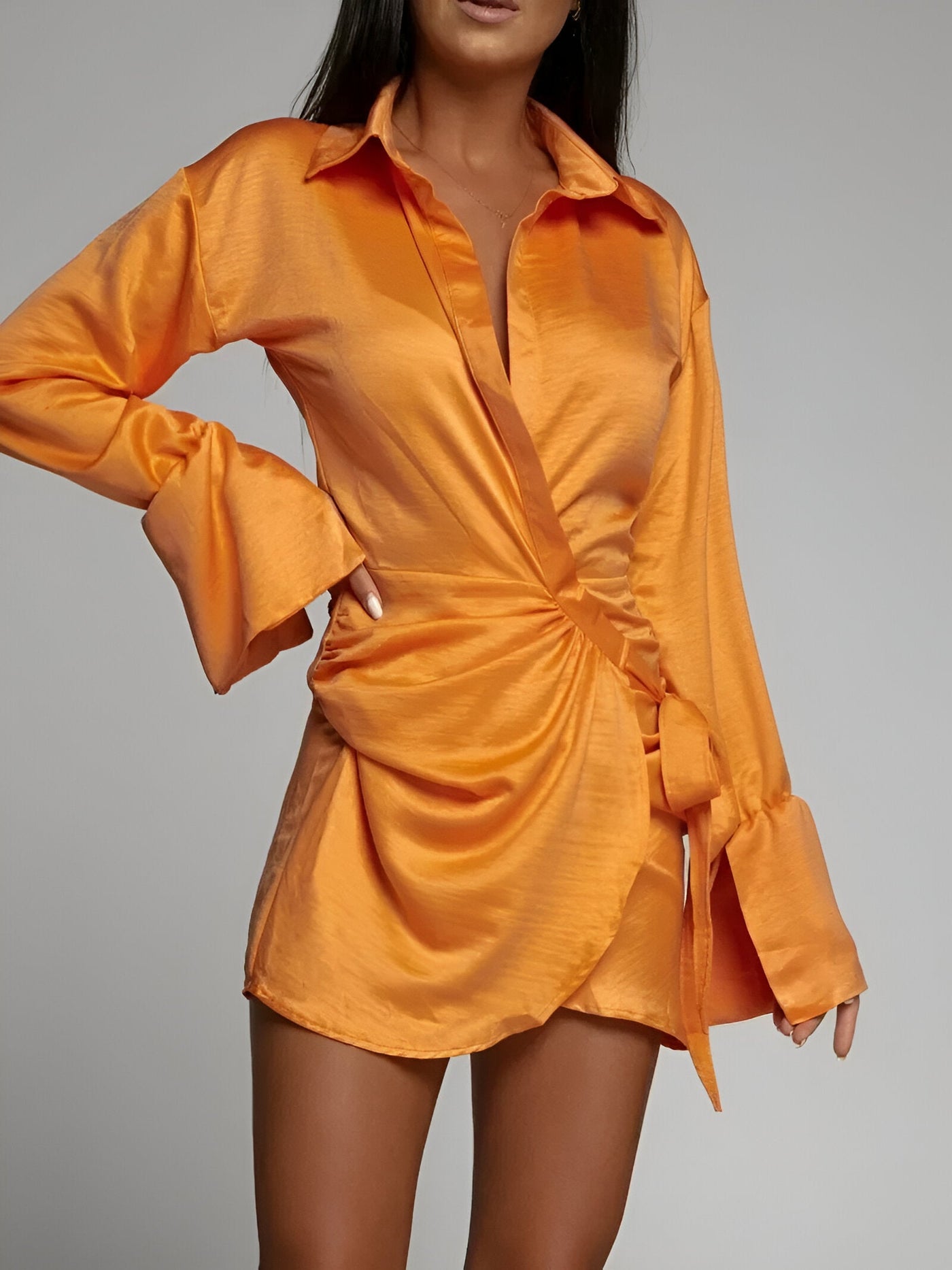 Kai | Schickes Sommerkleid mit langen Ärmeln und Taillengürtel
