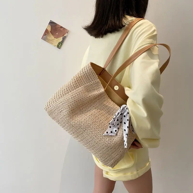 Clara - Geräumige Tasche im Bohème-Chic
