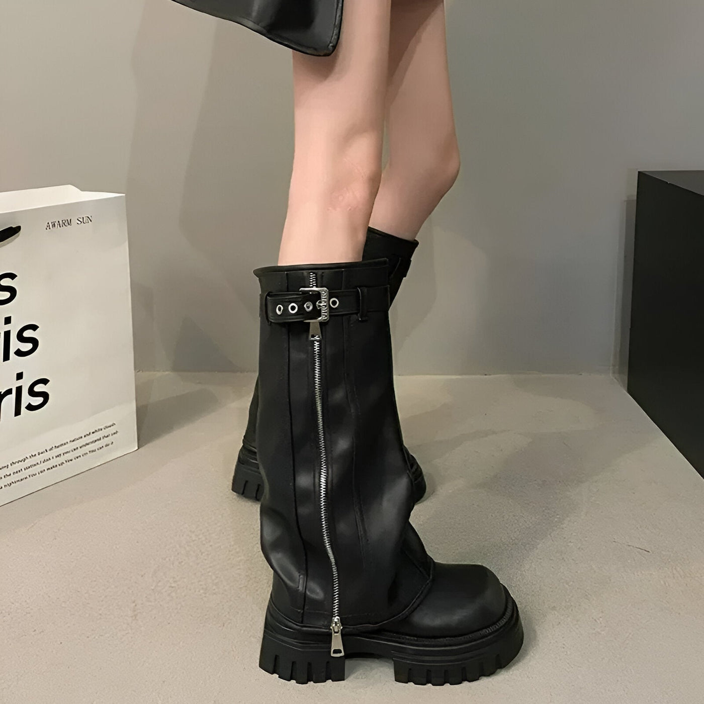 Antoinette | Schicke Winter Bikerstiefel mit stilvollem Akzent