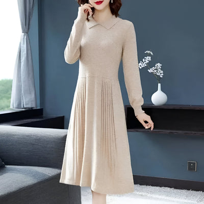 Elfriede | Mühelose Eleganz in einem gestrickten Maxikleid