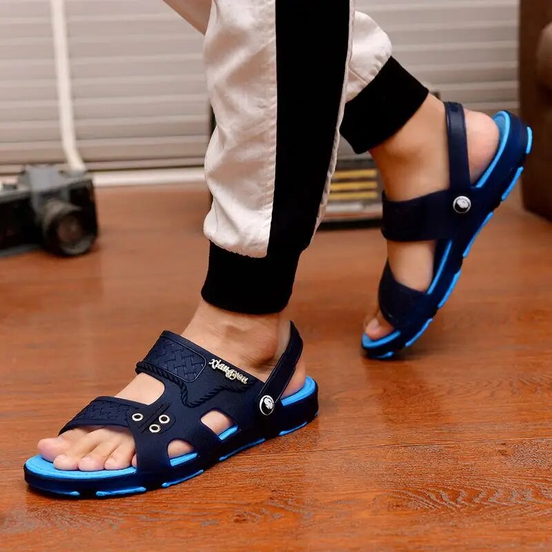 Klaas - Robuste und Stilvolle Herrensandalen