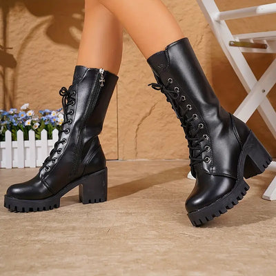 Pat | Elegante halbhohe Damenstiefel mit Wade