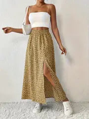 Maria | Floral bedruckter Maxirock mit hochtailliertem Design und Seitenschlitz