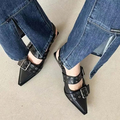 Myra - Elegante Spitze Sandalen