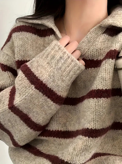 Reese - Mühelose Eleganz Gestreifter V-Ausschnitt Strickpullover