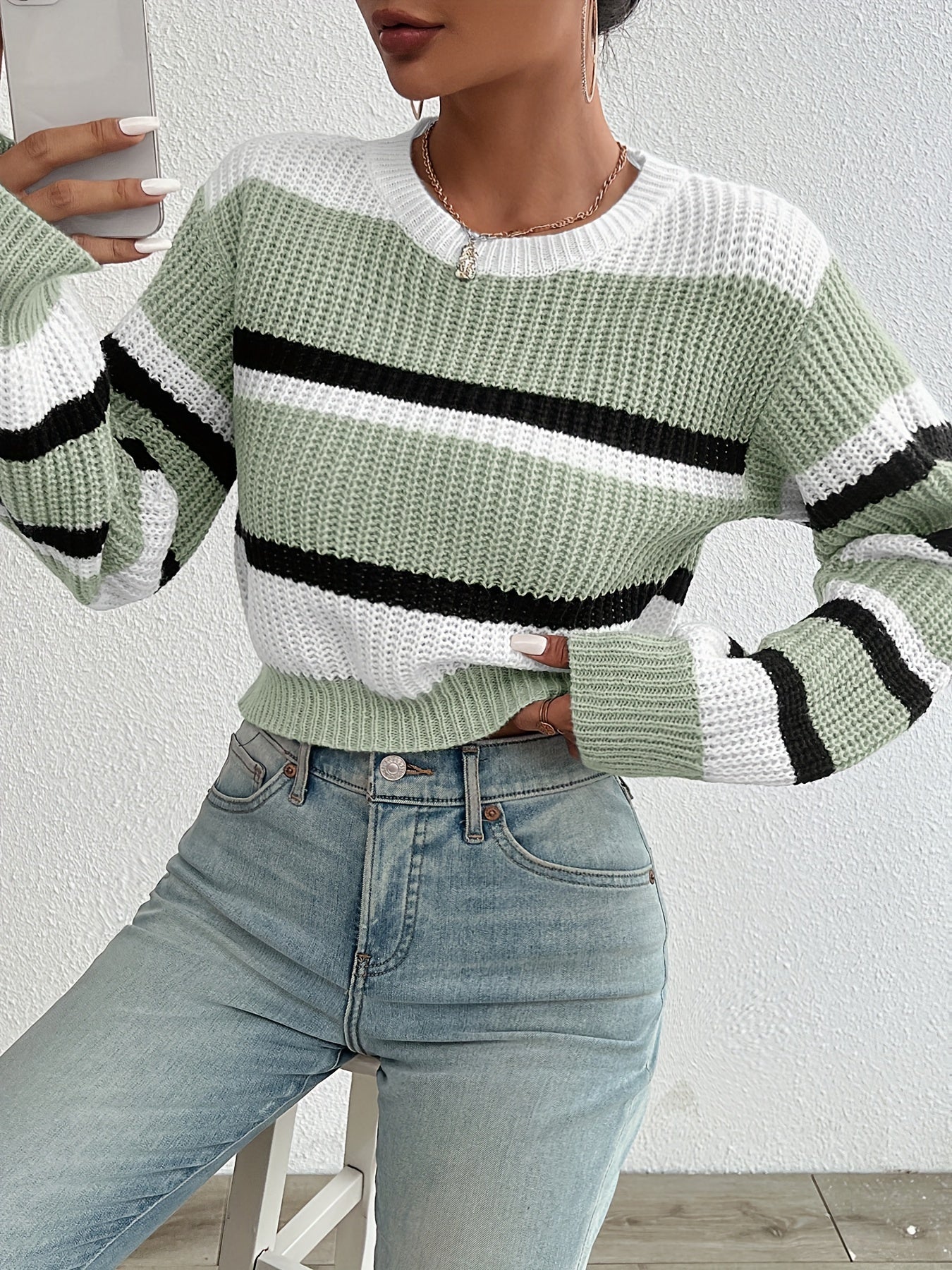 Estrella® | Kurz geschnittener Strickpullover im Colorblock-Design