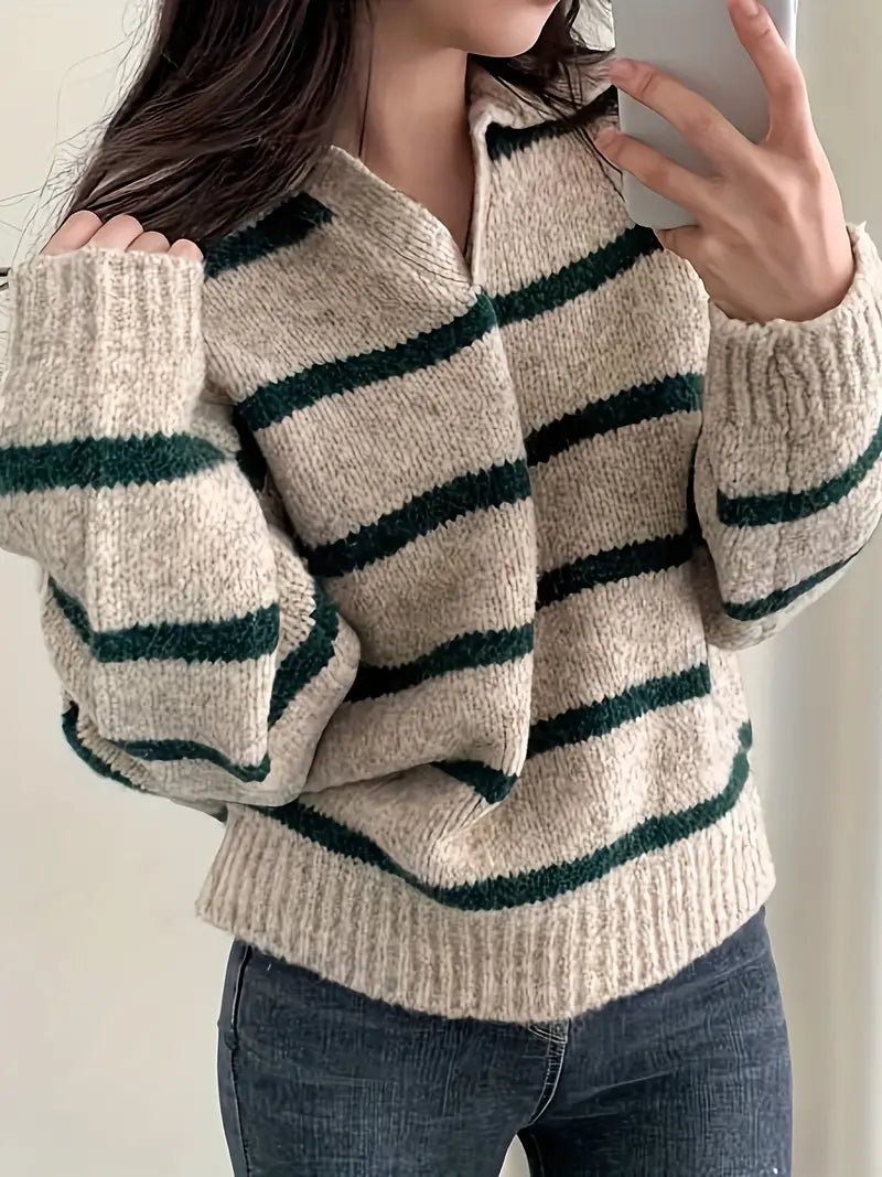 Reese - Mühelose Eleganz Gestreifter V-Ausschnitt Strickpullover