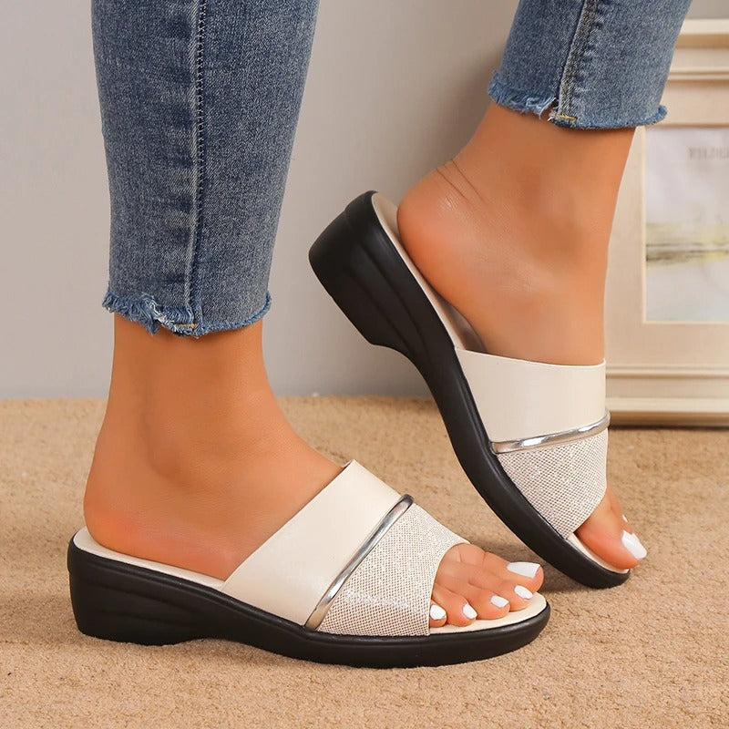 Indra - Bequeme und Glitzernde Sandalen