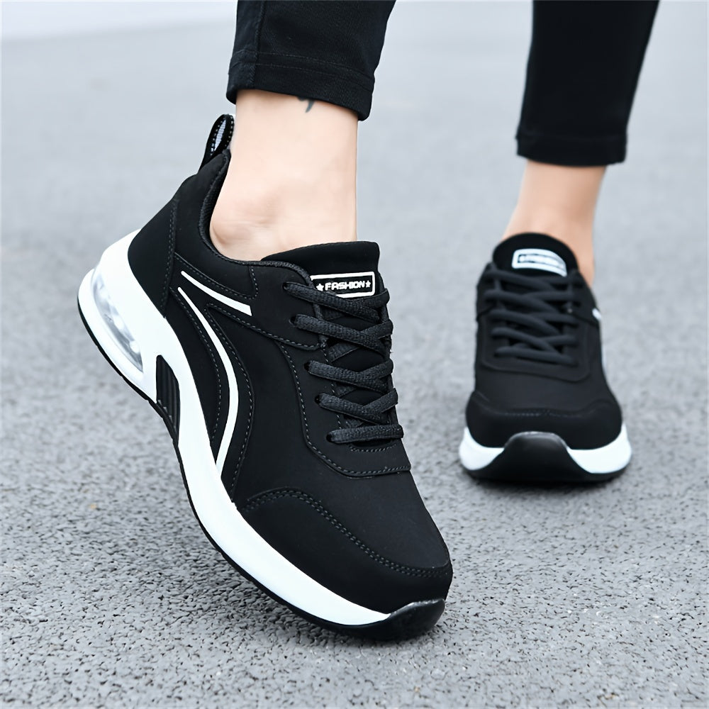 Lässige Turnschuhe für Damen
