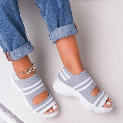 Genia - Elegante und Bequeme Sandalen