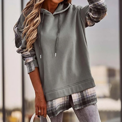 Kuscheliger Pullover mit Kapuze für Damen