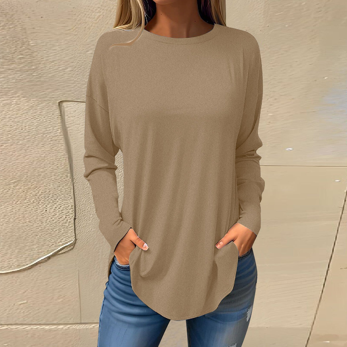Celia | Einfache Hemden mit Rundhalsausschnitt und Langarmpullover