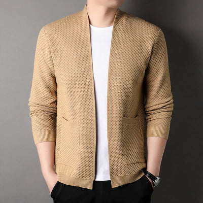 Strickjacke mit Karo Ananas Taschen Elias