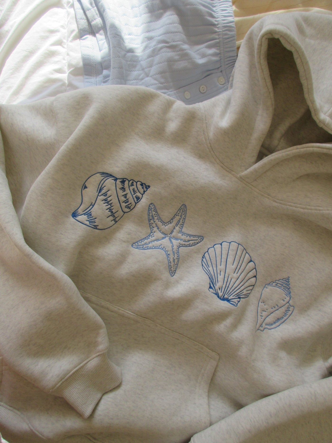 Maya® | Unisex-Muschel-Sweatshirt