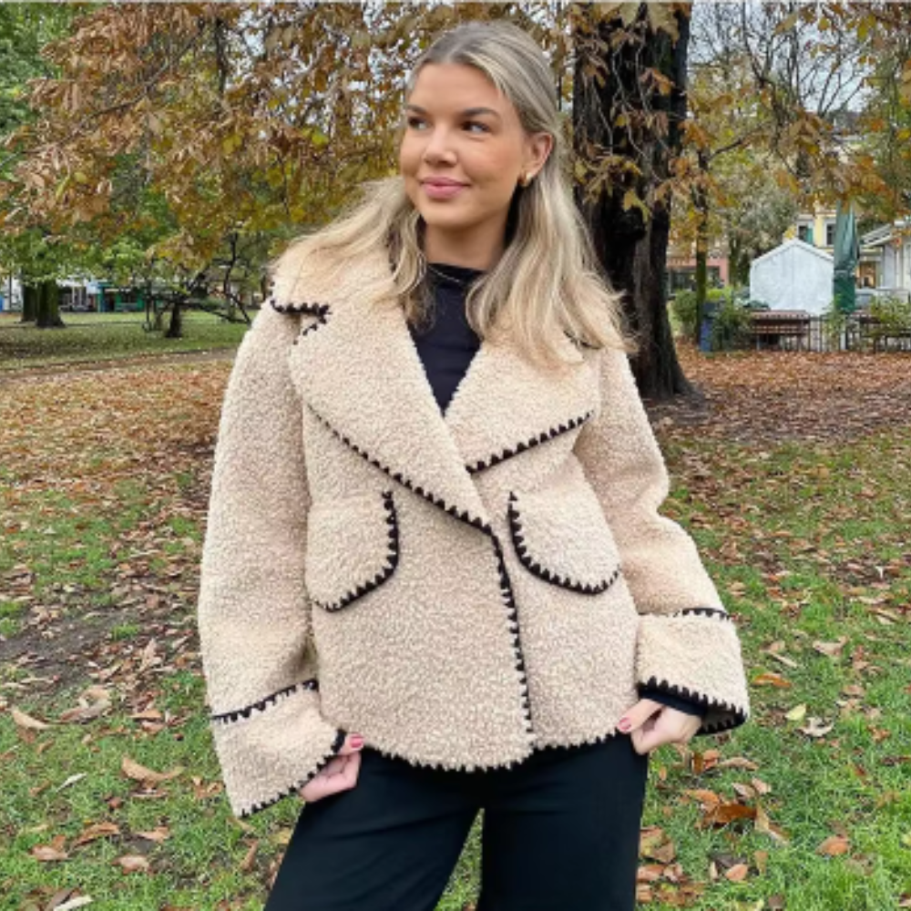 Nerina® | Myla Cozy Elegant Loose Jacke
