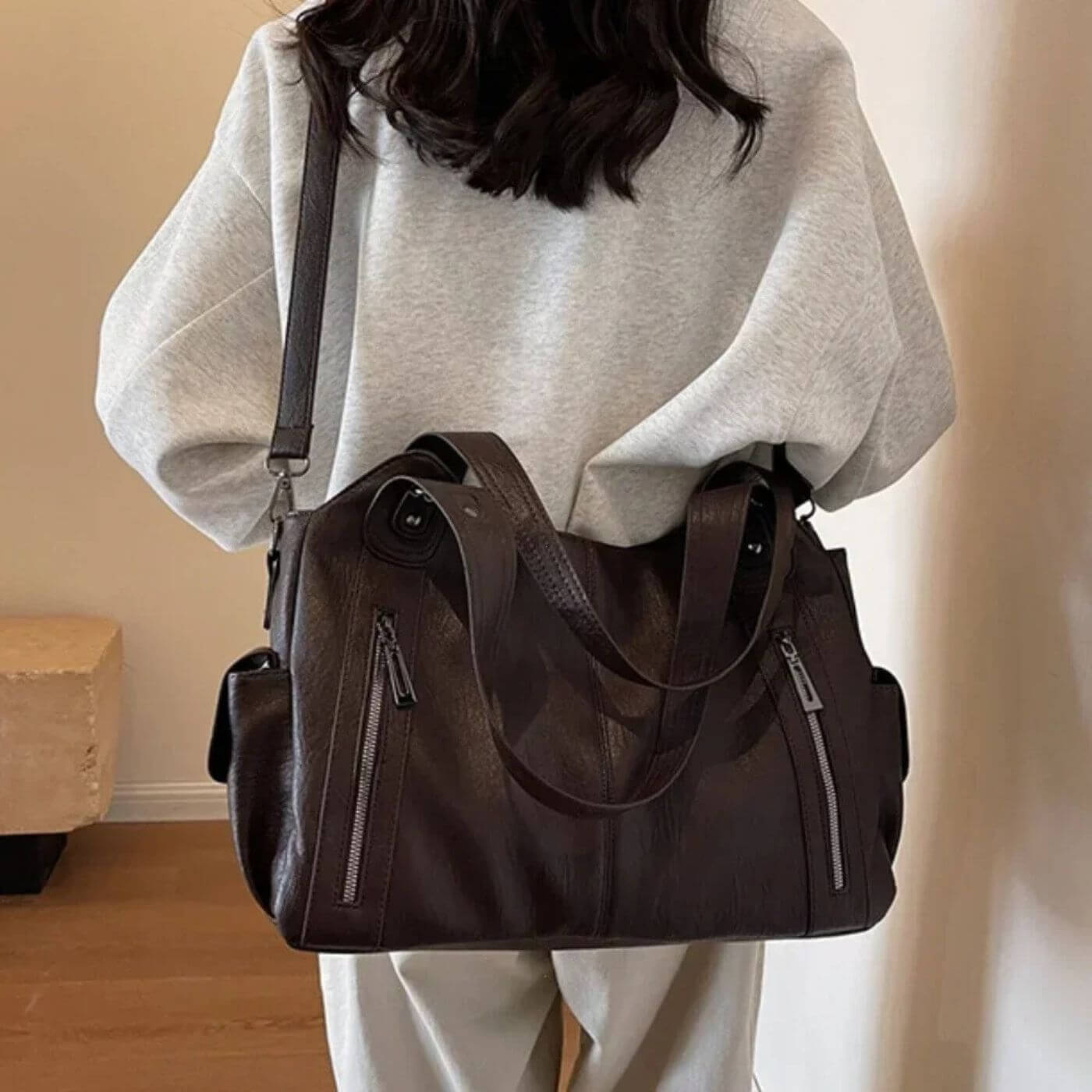 Nina – Luxuriöse Schultertasche in Premiumqualität