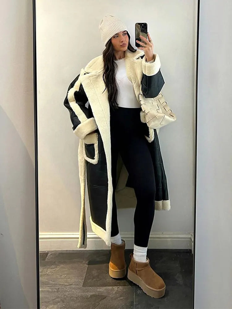 Lina® | Kontrastfarbener Wollmantel