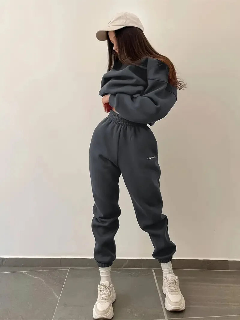 Ula® | Gemütlicher, stylischer Sweatanzug