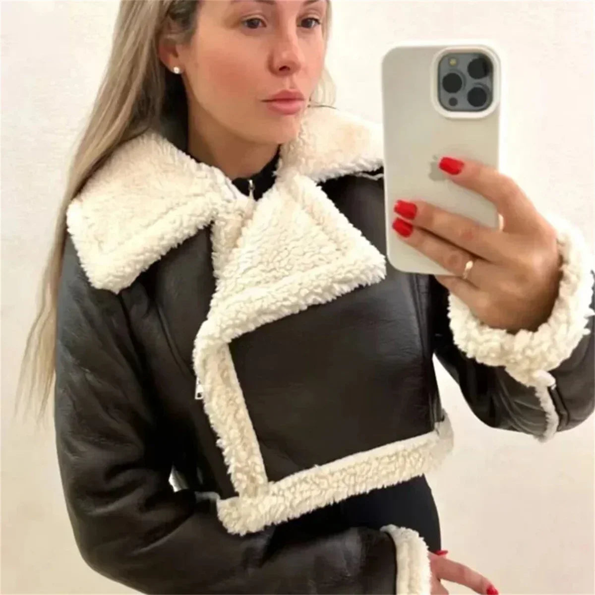 Ximena® | Solide, kurze Lederjacke