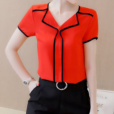 Pia | Elegante Chiffon-Bluse mit Knopfleiste