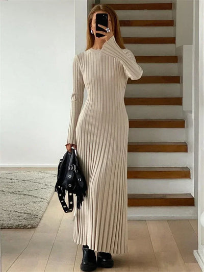 Mireya® | Gestricktes Maxikleid mit Schnürung
