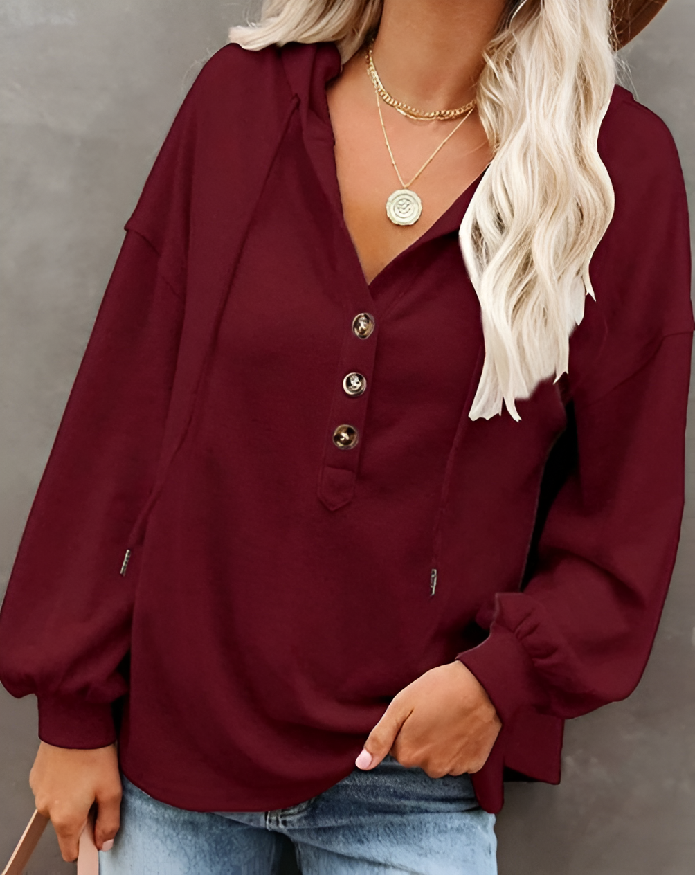 Wanda | Modischer und minimalistischer Winterhoodie