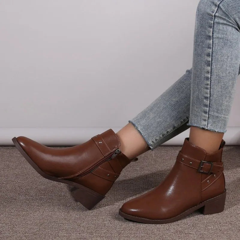 Raquel® | Unterstützende, leichte orthopädische Stiefel