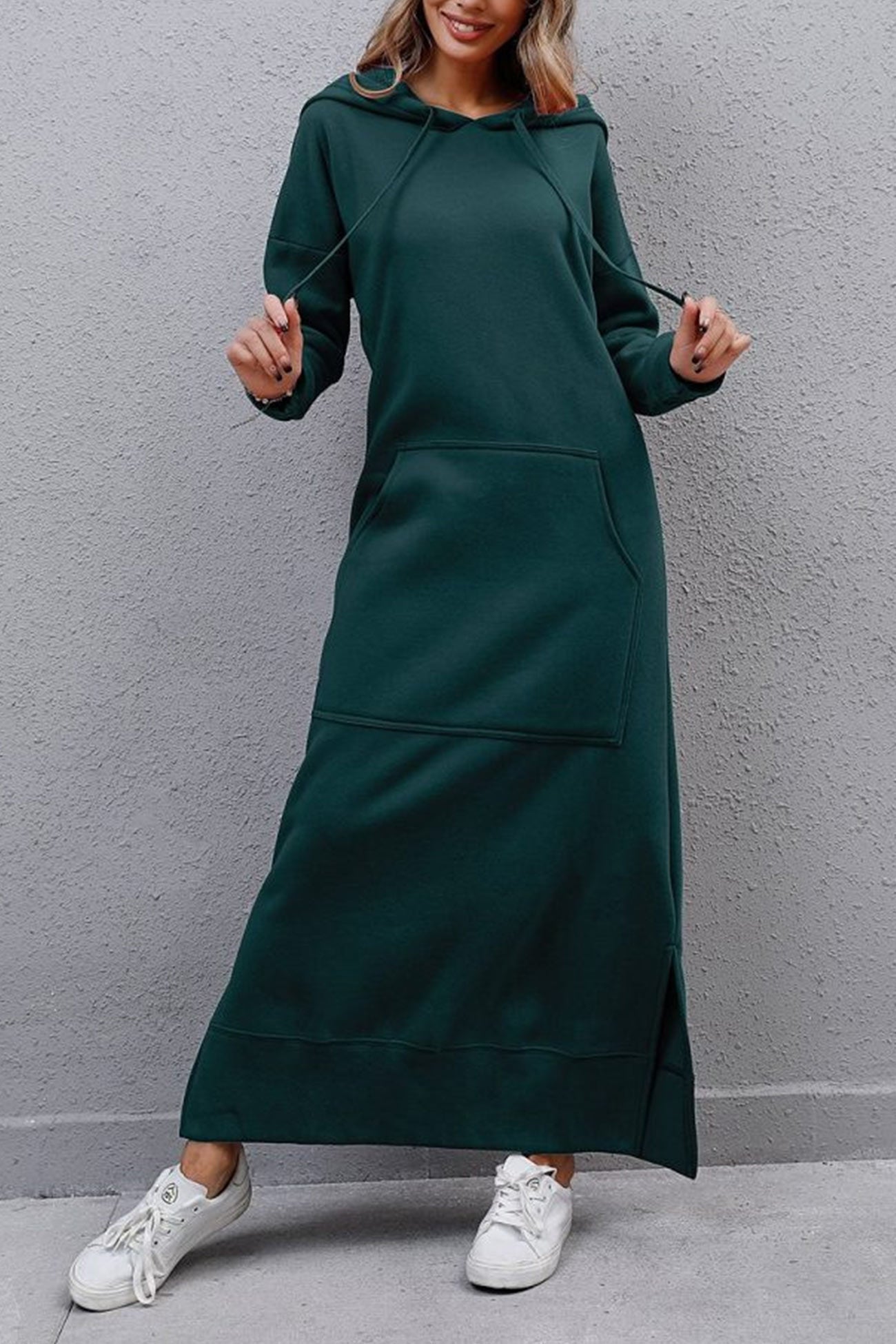 Hoodie Kleid mit seitlichen Schlitzen Caitlyn