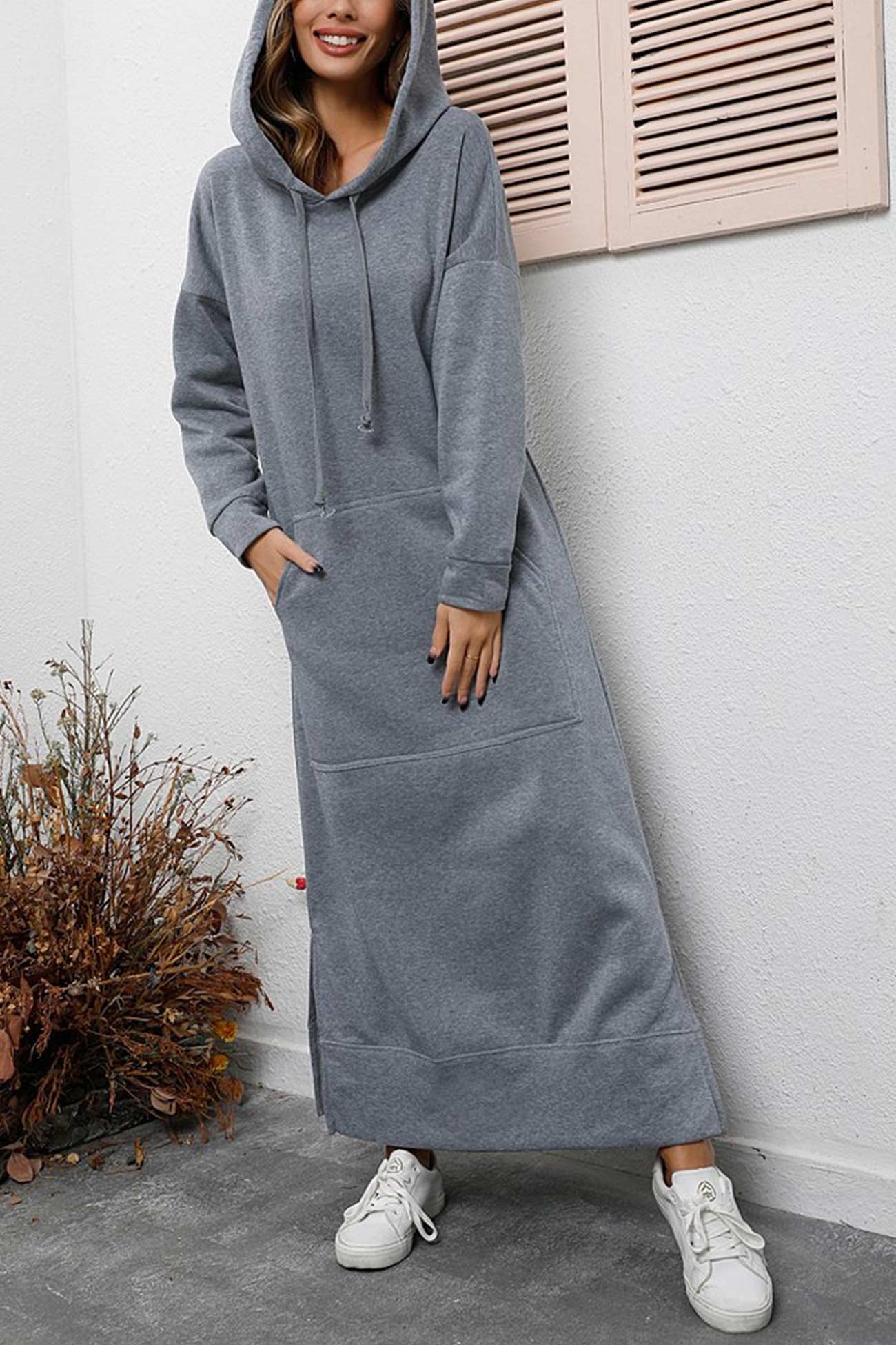 Hoodie Kleid mit seitlichen Schlitzen Caitlyn