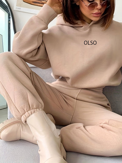 Elsa® | Set aus Kapuzenpullover und Jogginghose mit Buchstaben-Print