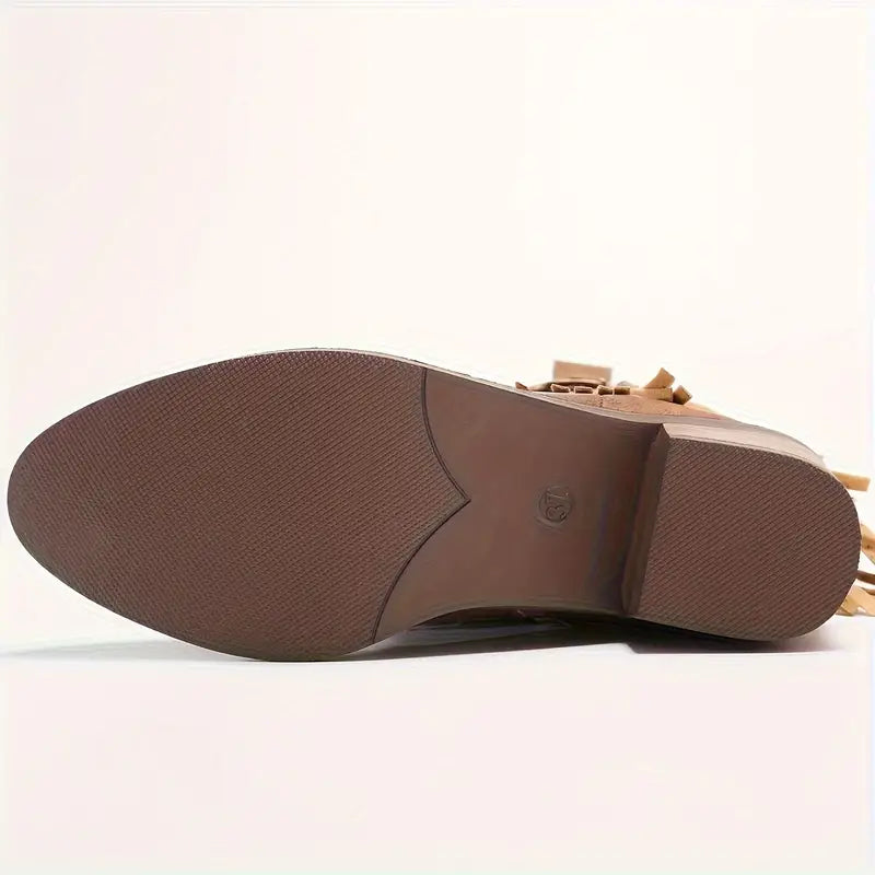 Lane | Damenstiefel mit Fransendekor und dickem Absatz