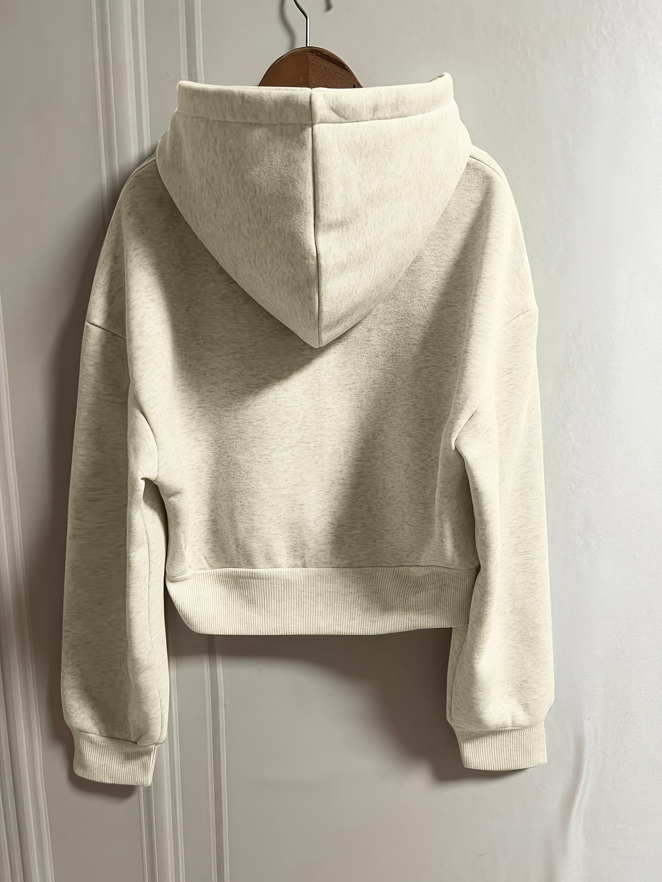 Estefanía® | Solider Kapuzenpullover mit Reißverschluss und Kordelzug