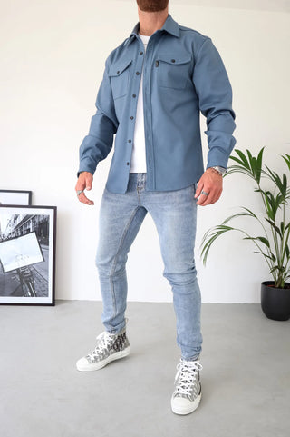 Blau