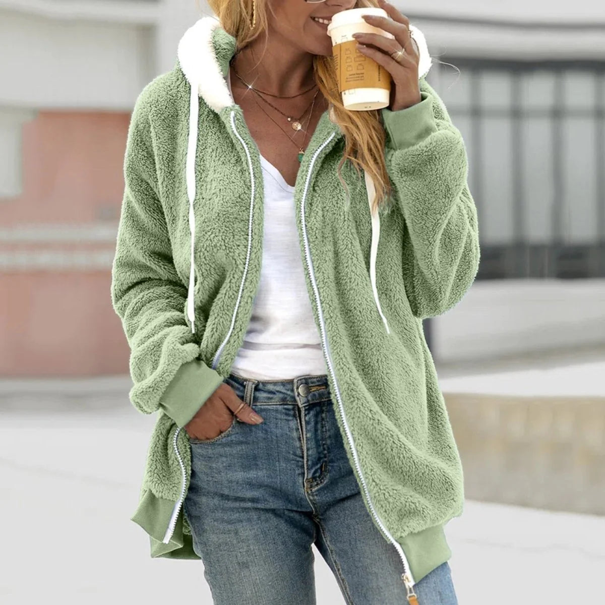 Jade® | Übergroße Fluffly-Reißverschlussjacke