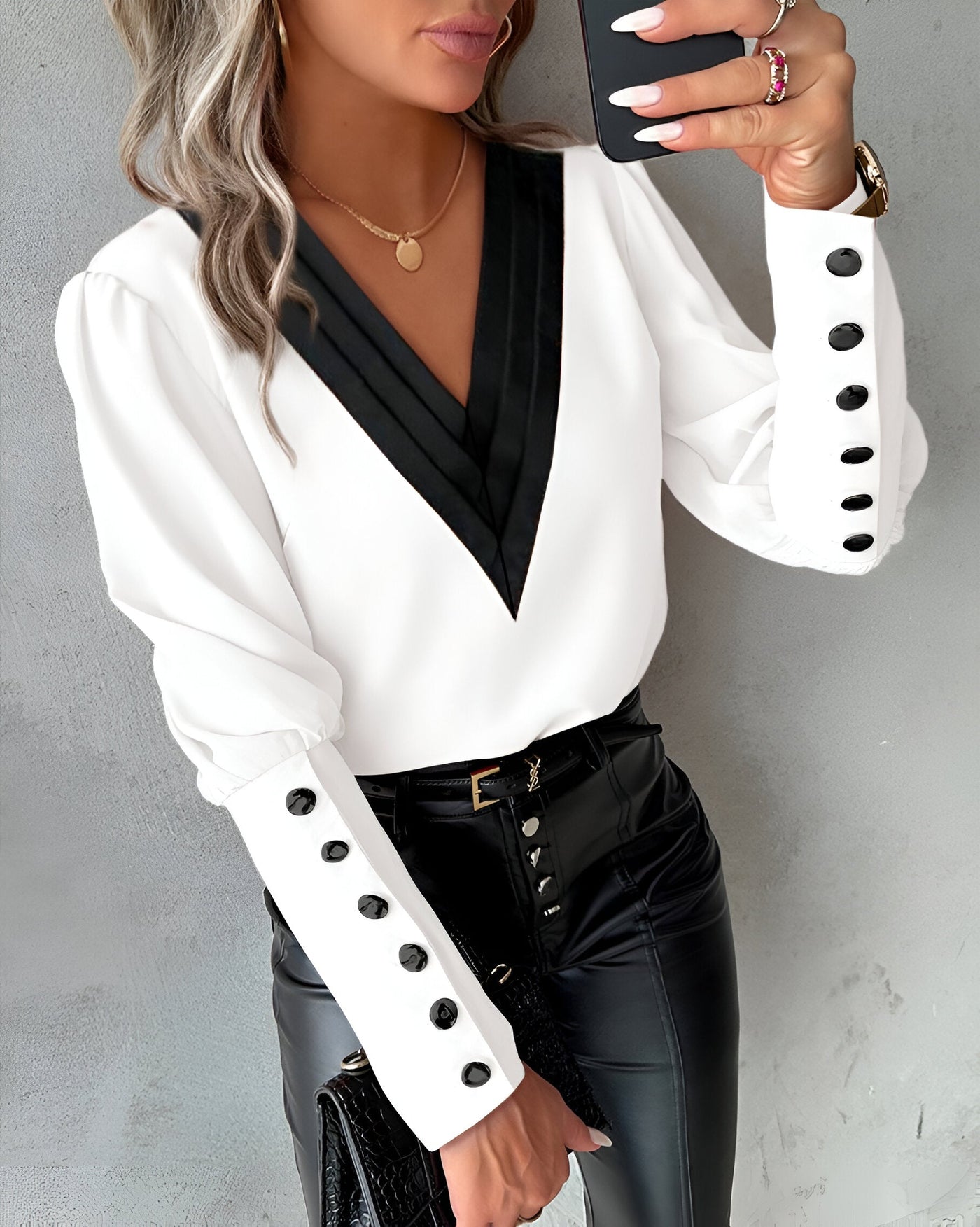 Maria | Elegante Bluse mit V-Ausschnitt und Farbblock-Design für einen mühelosen Stil