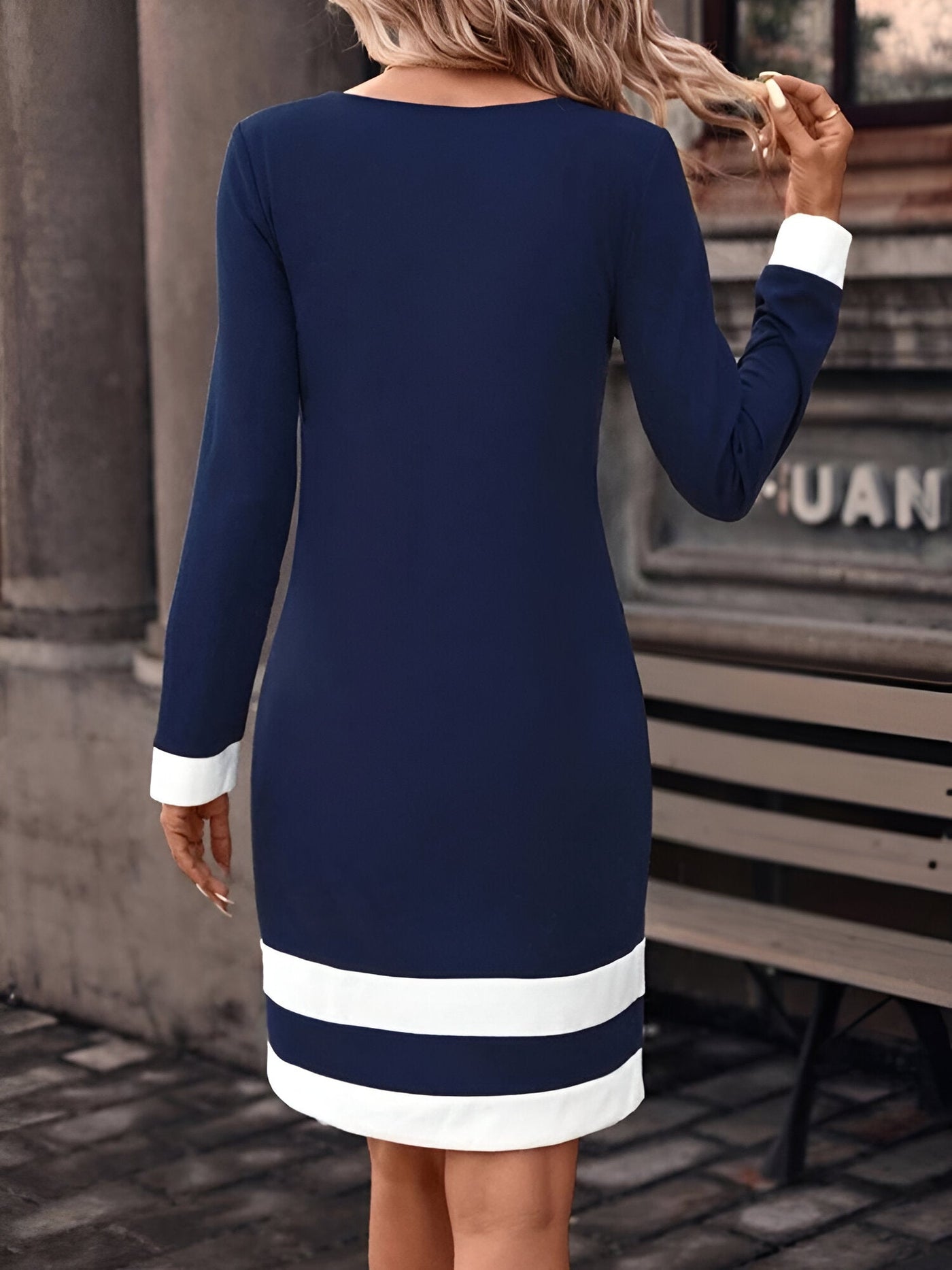 Apollonia | Lässiges Strick-Midi-Kleid mit Rundhalsausschnitt, Schlitz & Langärmeln