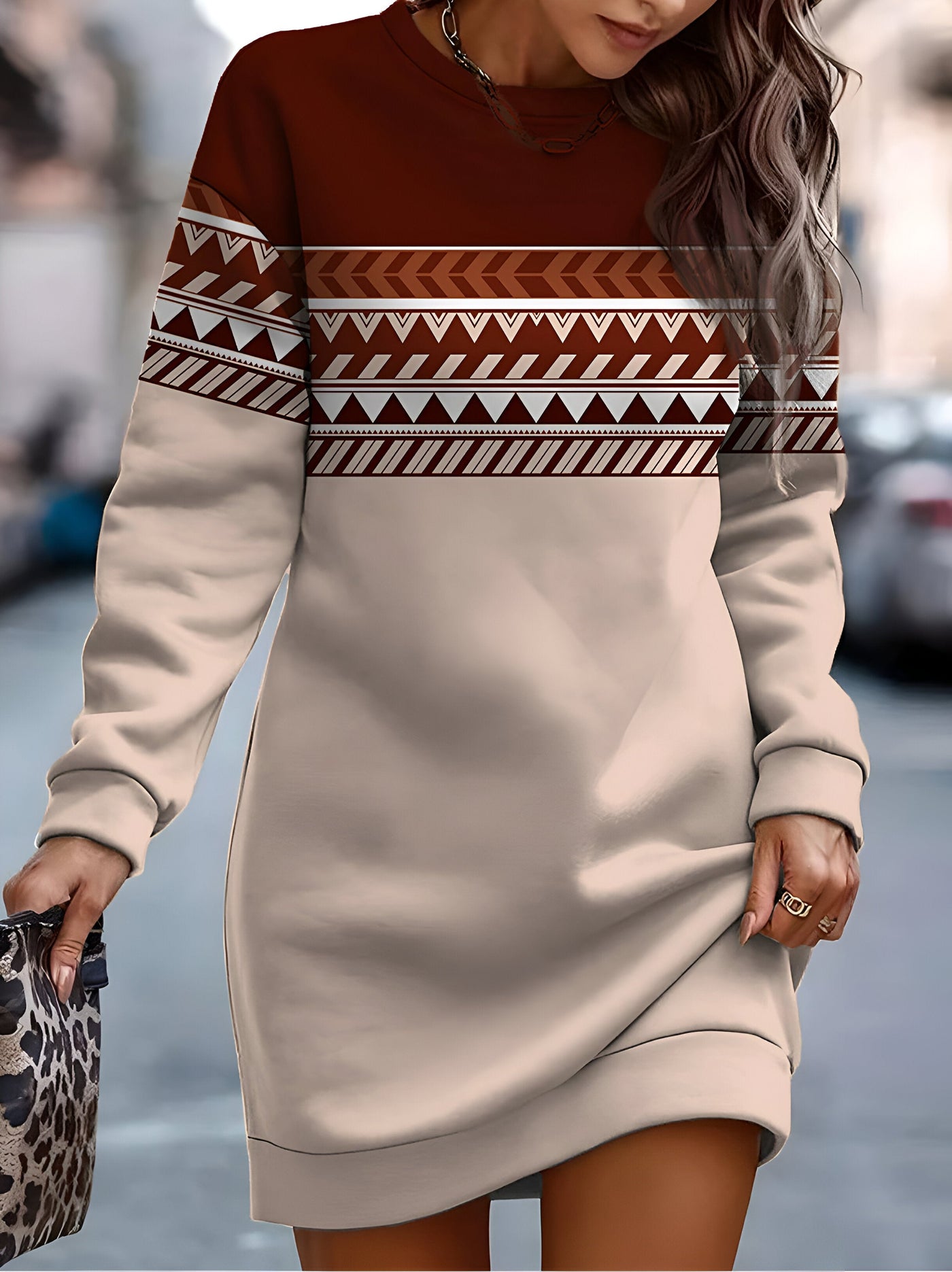 Romy | Bequemes &  Stylisches Oversized Sweatshirt-Kleid